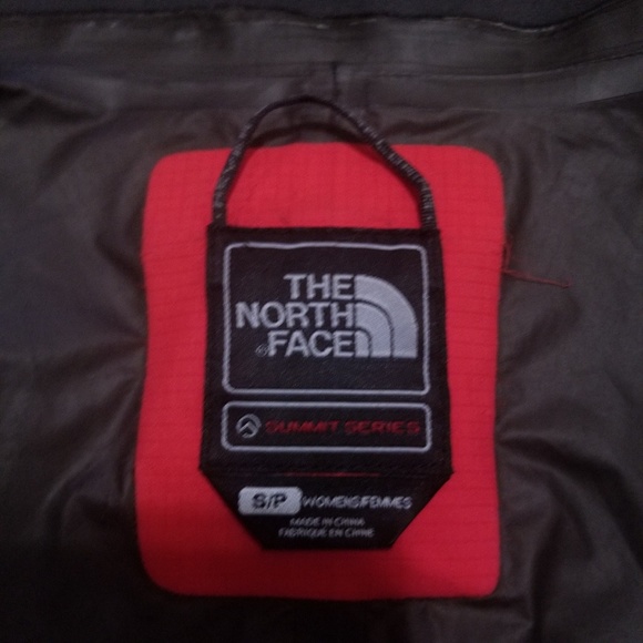 SOLD The North Face Summit Series Goretex Jacket Small - Picture 4 of 6